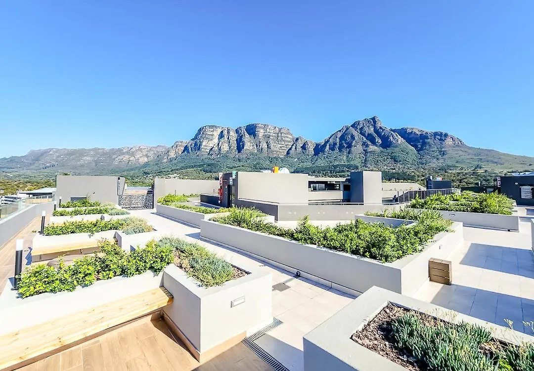 Newlands Peak - Elegance Aparthotel